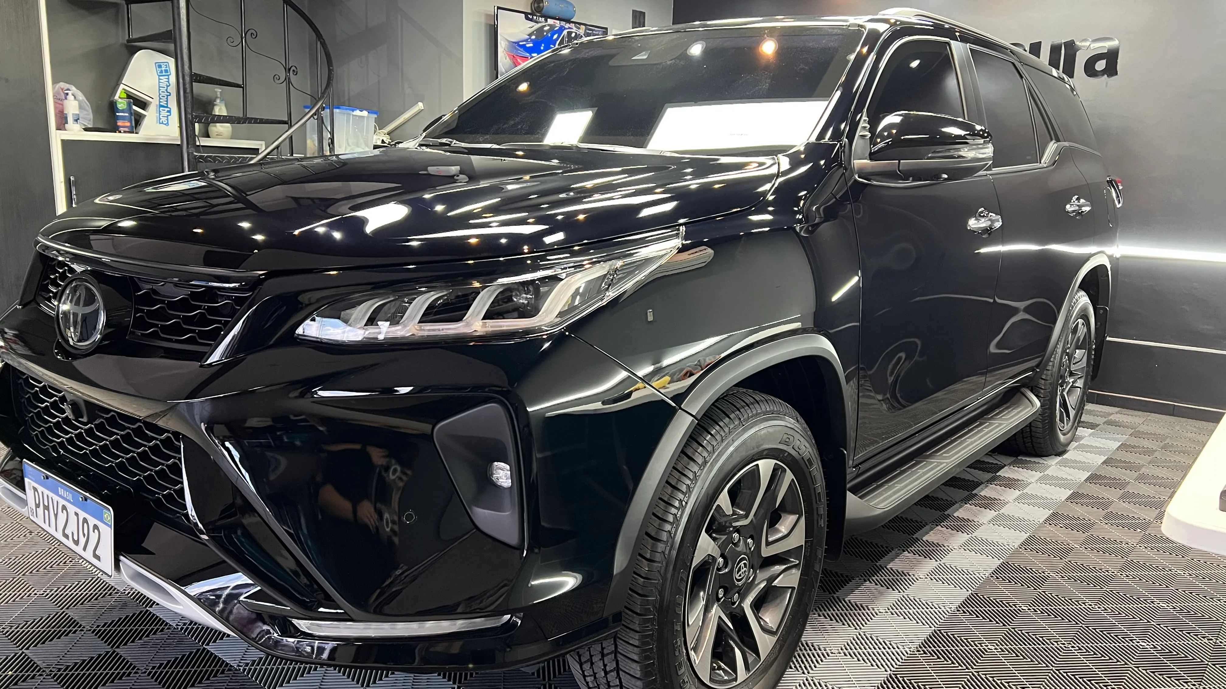 Toyota SW4